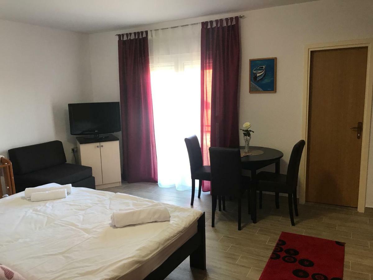 Apartmani Matosevic Ivankovo Exteriör bild