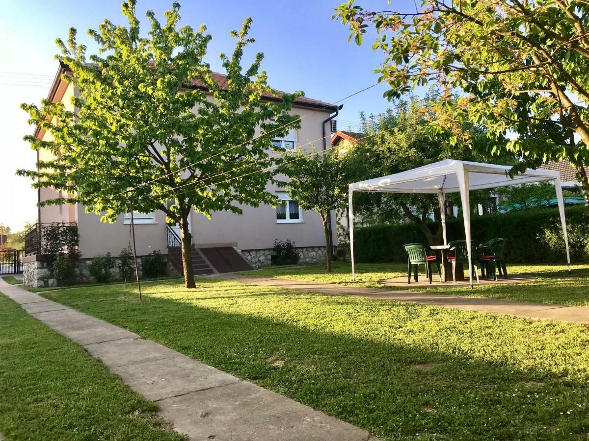 Apartmani Matosevic Ivankovo Exteriör bild